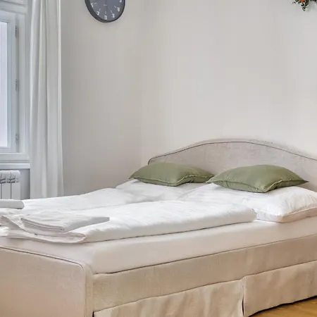 Cozy Nest By Karlin Square Διαμέρισμα Πράγα
